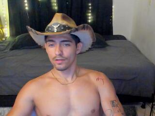 Zack Bonett webcam model stream image
