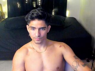 Zack Bonett webcam model stream image