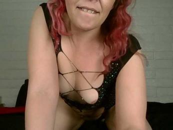 QUEENOFMEN webcam model stream image