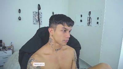 Leonard_Price webcam model stream image