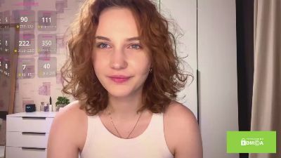 RoslynAngviano webcam model stream image