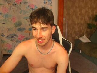 Calvin Brio webcam model stream image