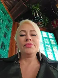 MILFBARBY webcam model stream image