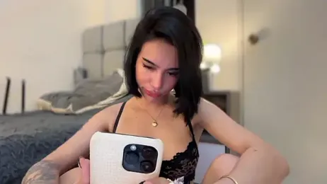 youngstunnagirl webcam stripchat model stream image
