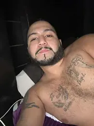 Carlosleon9797 webcam model stream image