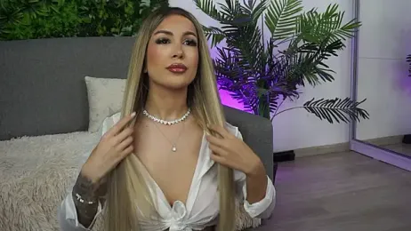 amiraroshen webcam stripchat model stream image