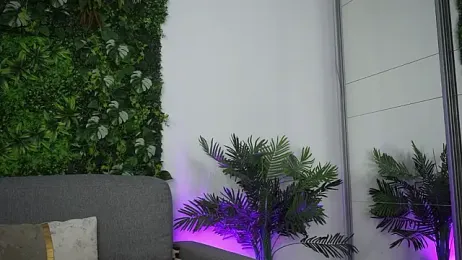 amiraroshen webcam model stream image