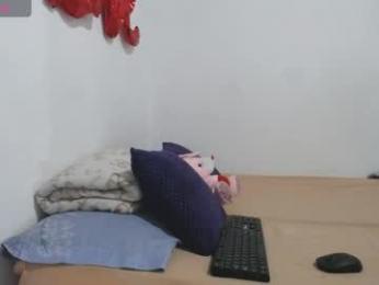 emily_valencia_1 webcam model stream image