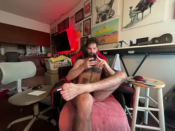 Pupscritch webcam model stream image