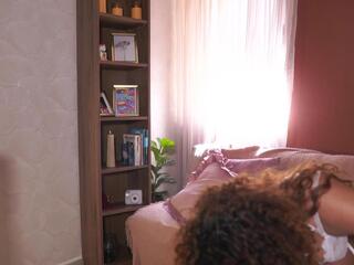 Hanah Evans webcam model stream image