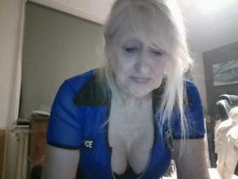 BlondMilfTascha webcam model stream image
