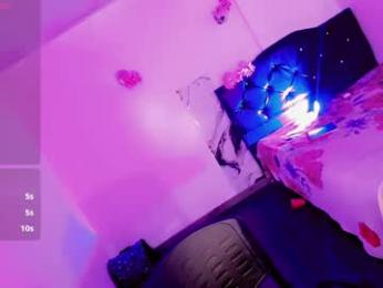 _rosedewitt_ webcam model stream image