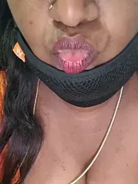 sivashree webcam model stream image