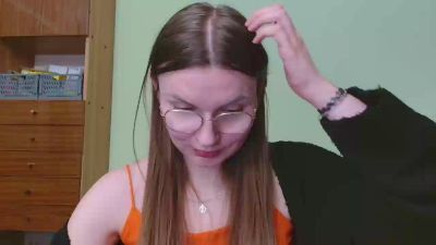 EllyHEARTx webcam model stream image