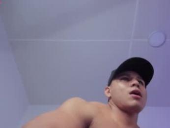 roy__constance webcam model stream image