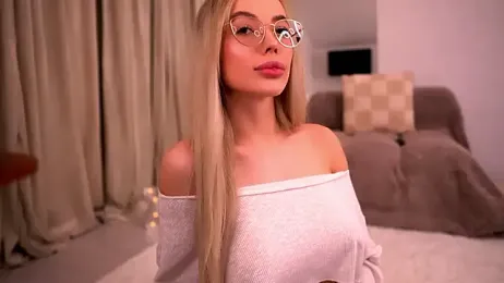 KylieJoyce webcam model stream image