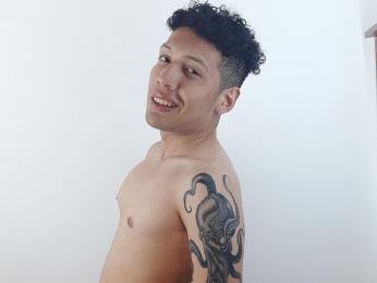 JanielAdam webcam model stream image