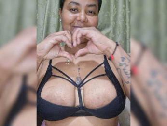 kinberlyn webcam model stream image