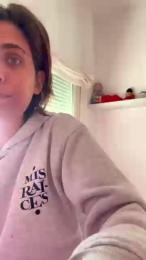 Iriiish webcam model stream image