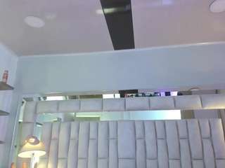 mariiahneedles webcam model stream image