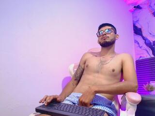 Andres Nova webcam flirt4free model stream image