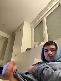 Weanny webcam model stream image