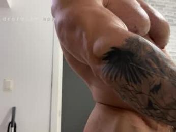 couplemuscle40 webcam chaturbate model stream image