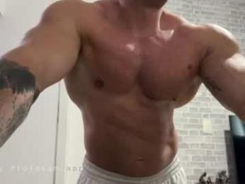 couplemuscle40 webcam model stream image