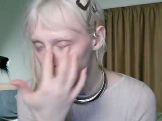 sora999999999 webcam model stream image