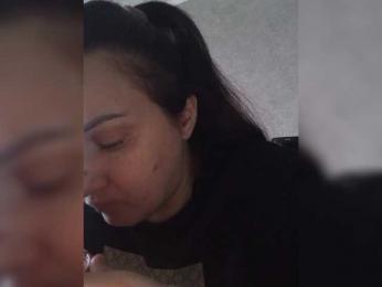 SonyaManya webcam model stream image