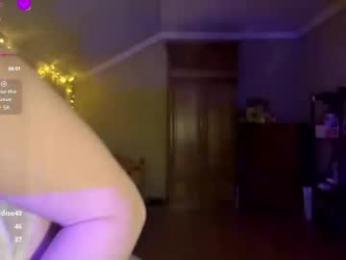 riskykiss webcam model stream image
