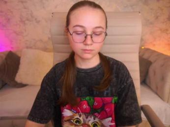 ArrinaWairr webcam bongacams model stream image