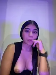 MaiaLopez webcam stripchat model stream image