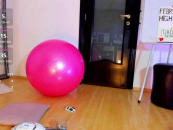 Moona-One webcam bongacams model stream image