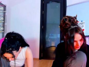 Moona-One webcam bongacams model stream image