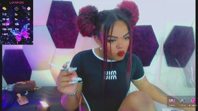 ThiaraVarannes webcam model stream image