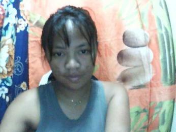 Sarah-001 webcam model stream image