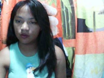 Sarah-001 webcam model stream image