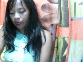 Sarah-001 webcam model stream image