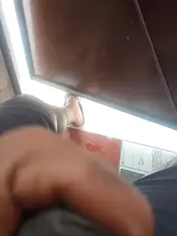 Gururonny07 webcam model stream image