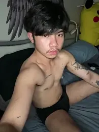 Asiantwunk webcam stripchat model stream image