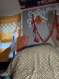 CaptHook931 webcam model stream image