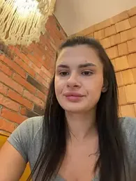 MiraReach webcam model stream image
