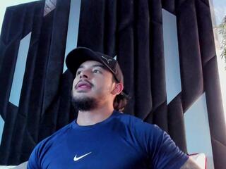 Justin Whitte webcam model stream image