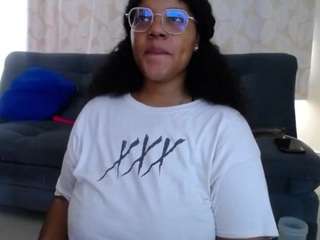 lilythbrown69 webcam model stream image