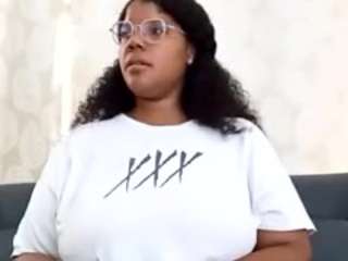 lilythbrown69 webcam model stream image