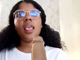 lilythbrown69 webcam model stream image