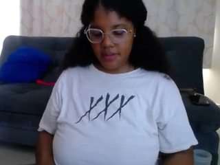 lilythbrown69 webcam model stream image
