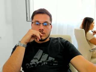 officeseduce webcam model stream image