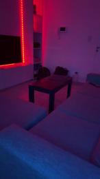 Reinacaliente webcam model stream image